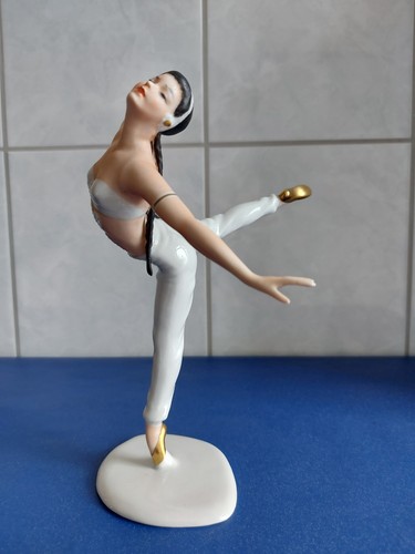 Wallendorf porcelain figurine