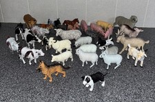 Farm Animals x32 Large Figures Cows Sheep Goats Billy Pigs Rams Bull Horses Toy