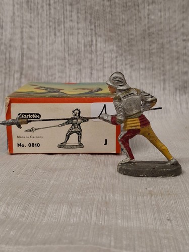 Elastolin composition knight - knight, w