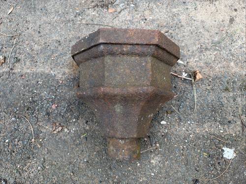 Cast iron rain water hopper - cast,