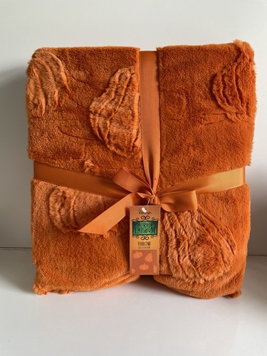 New orange faux fur - faux,