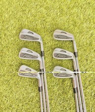 Titleist AP2 712 Iron Set /