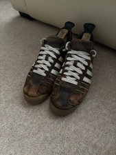 Men’s 2011 Brown & White