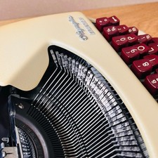 Vintage 1960s Olympia Splendid