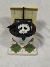 Comic and Curious Cats  Linda