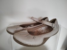 Clarks Active Air Ivory Mary