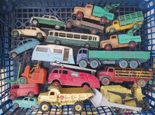ORIGINAL VINTAGE DIECAST DINKY