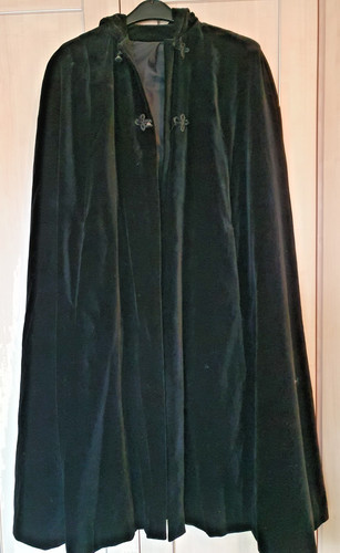 Vintage laura ashley black - laura,