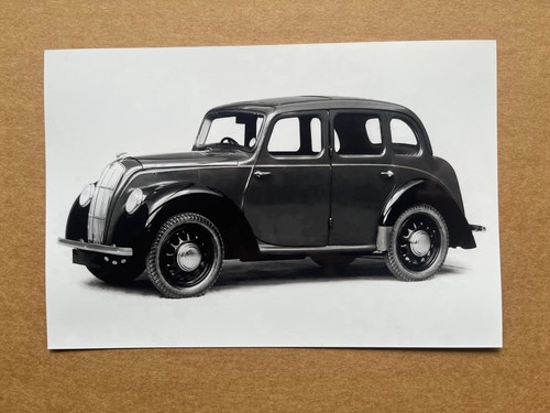 Morris eight saloon press - saloon,