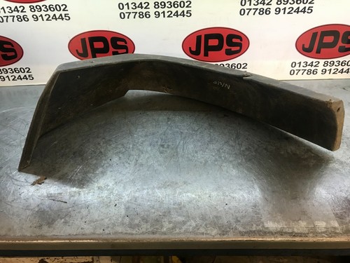 Plastic wheel arch trim - wheel,