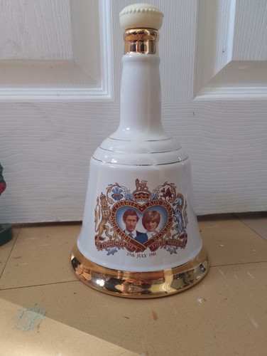 Vintage collectables charles - collectables,