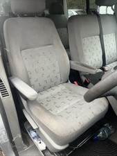 VW TRANSPORTER CARAVELLE