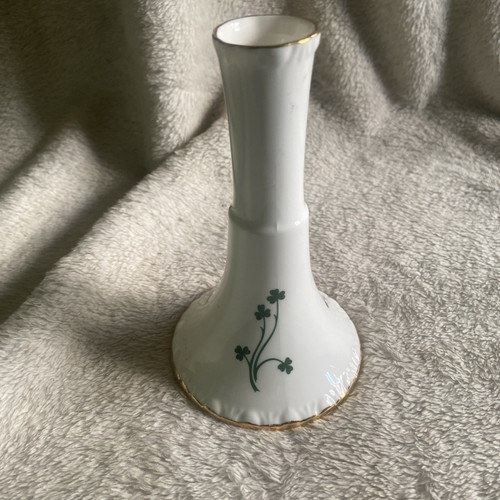 Shamrock bud vase - fine, bone