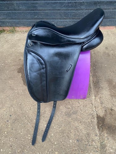 Thorowgood dressage saddle - t6,