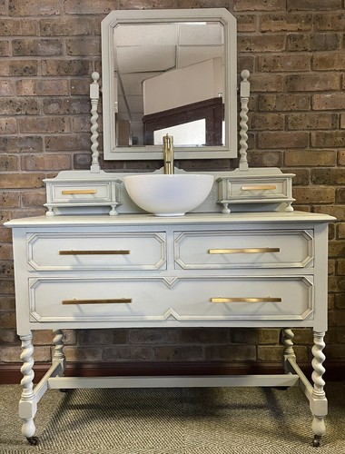 Vintage bathroom vanity unit - vintage,