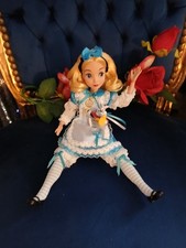 Alice In Wonderland Artisan