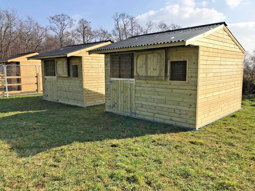 14ft 16ft wooden - 14ft, horse