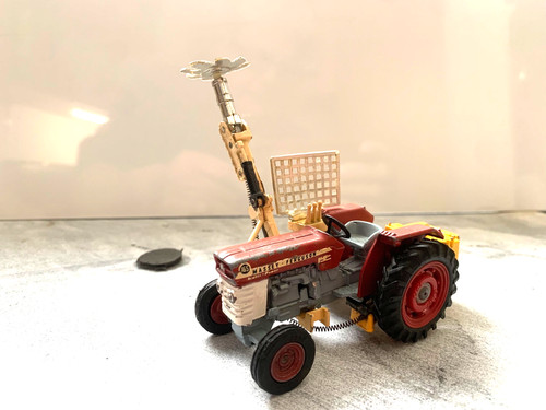 Corgi massey ferguson - 1:43.,