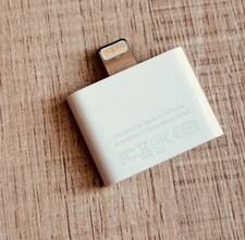 Apple Lightning To 30 Pin