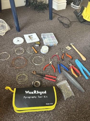 Jewellery making kit with