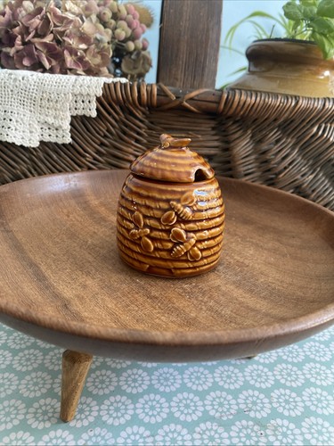 Vintage small beehive honey - small,