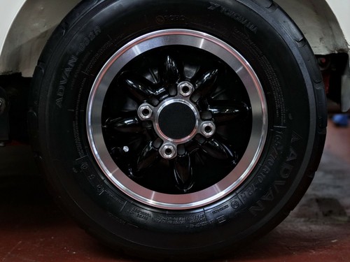Classic mini rose petal - petal, wheel