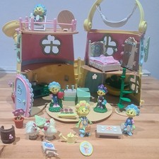 Fifi & the Flowertots Watering