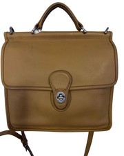 Y2K Vintage (2001) Coach Willis Bag No. L1P-9927 In Caramel