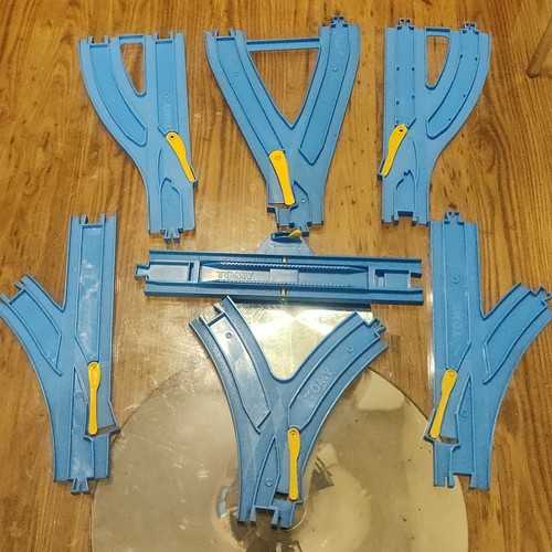 Tomy trackmaster switches - 7,