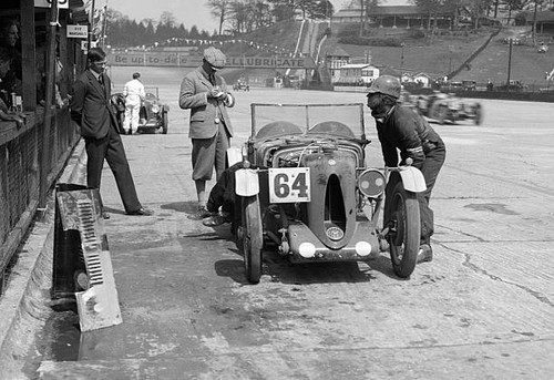 Type race car - mg, c