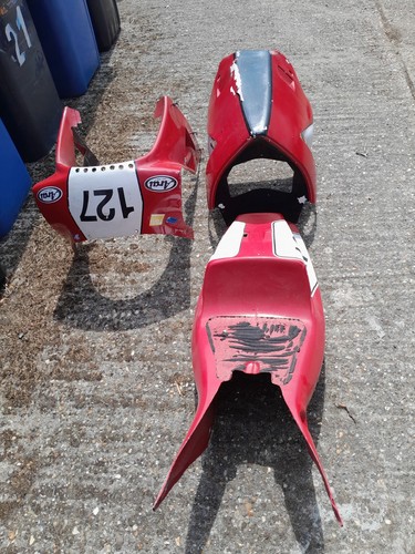 Honda race fairing - 30,