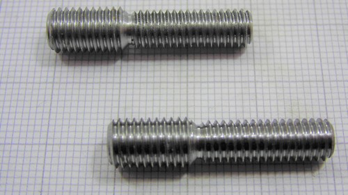 Stud bolt x - m7, for