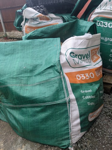 Single empty sand gravel - 1,