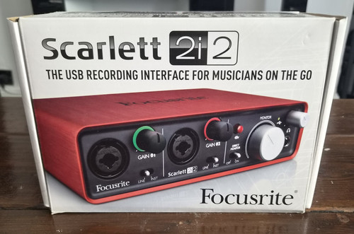 Focusrite scarlett 2i2 usb - scarlett,