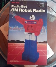 VINTAGE NOVELTY TANDY RADIO