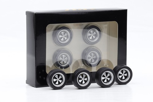 Wheel set porsche turbo - 1:18,