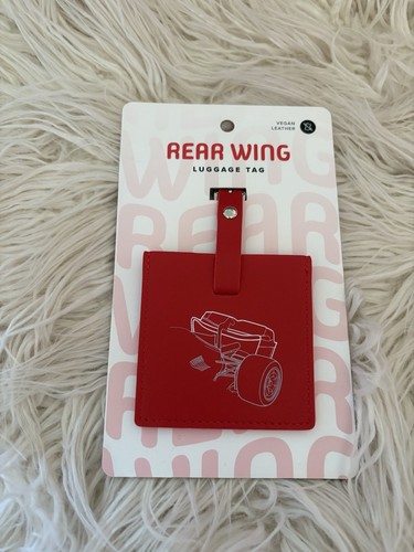Rear wing lugging tag - rear,