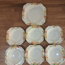 Alfred Meakin 6 X Cereal Soup Bowls Plus Large Serving Bowl Floral Trio Pattern 