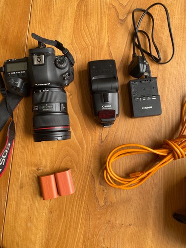 Canon eos mark ef - 5d,