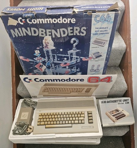 Boxed commodore night moves - commodore,