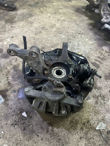 Toyota estima front right hub - toyota,