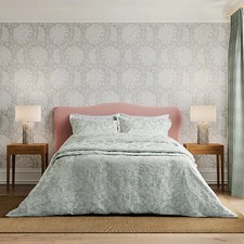 Sanderson Pyramus Cover Set