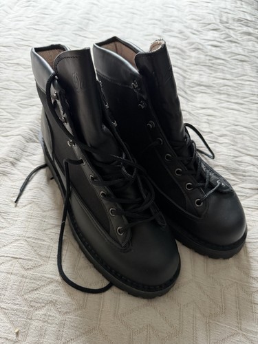 Danner light uk9 black boots - uk9.5,