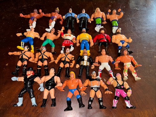 Lot wwf hasbro figures - lot,