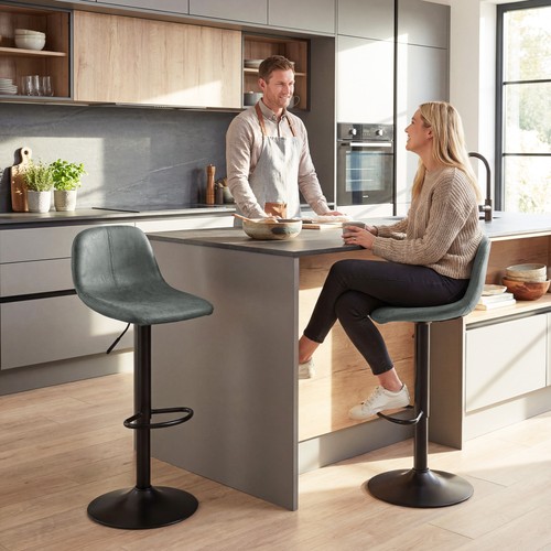 Bar stools set modern - of, 2,