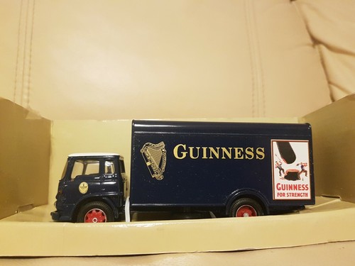 Corgi guinness bedford box - guinness, tk