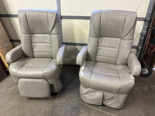 Villa 12v power captain - rv, captain's