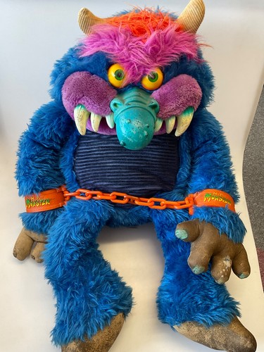 Large pet monster 1986 - monster, soft