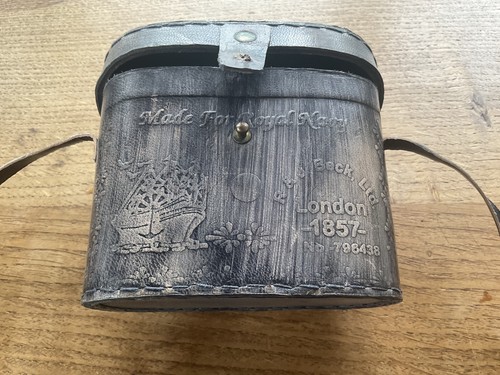 Vintage leather marine - vintage,