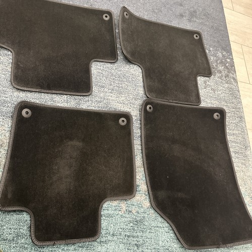 Volvo xc90 oem velour - volvo,
